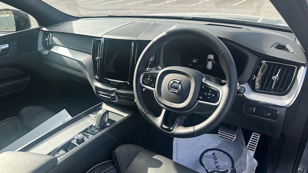 Used Volvo XC60 2021 for sale - 76045354: Photo 5