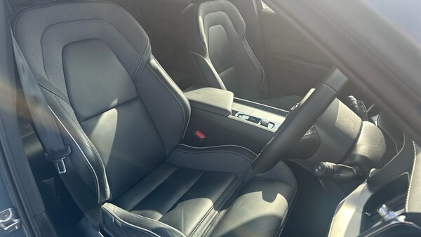 Used Volvo XC60 2021 for sale - 76045354: Photo 9
