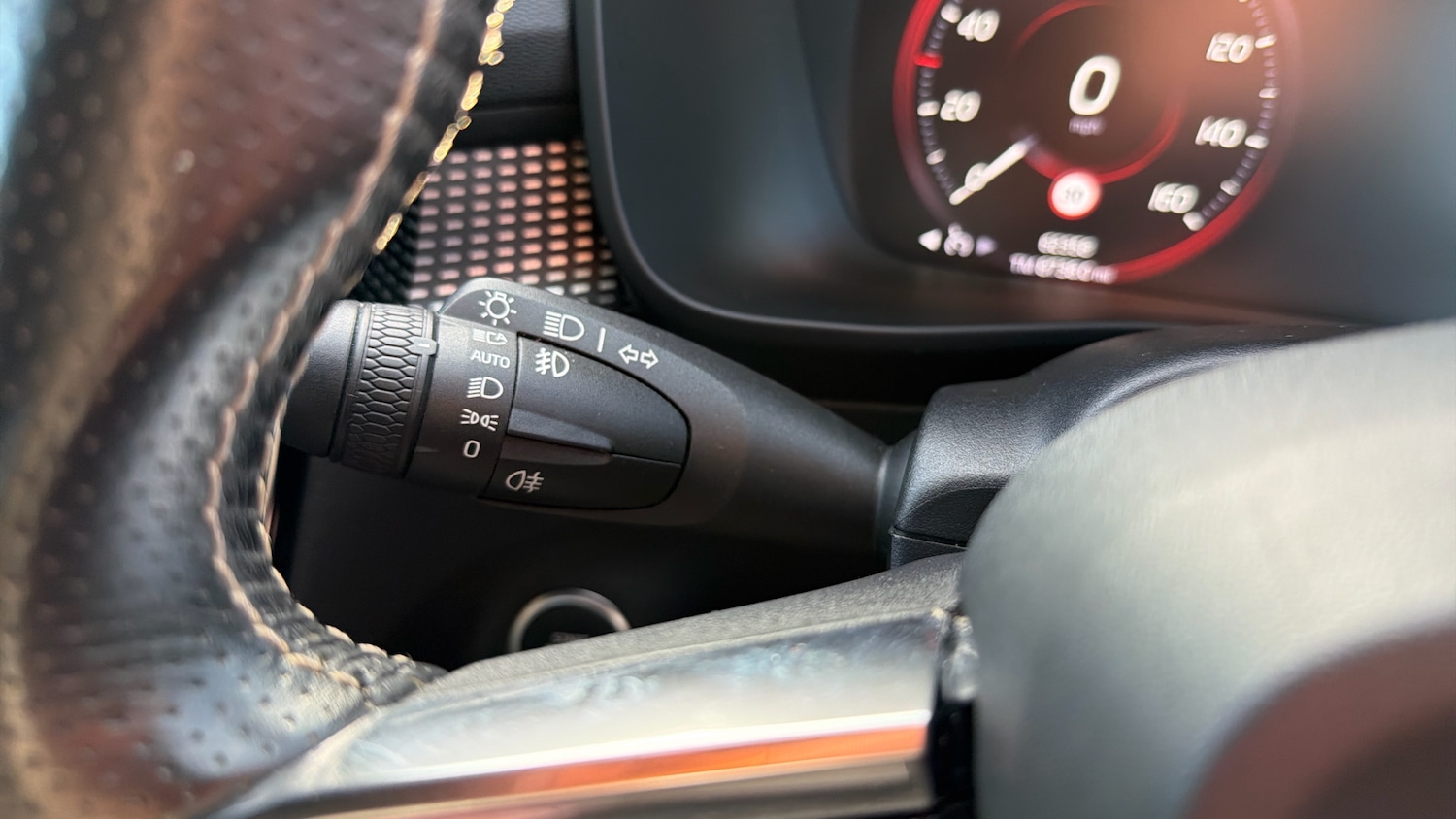 Used Volvo XC40 2019 for sale - 77079432: Photo 19