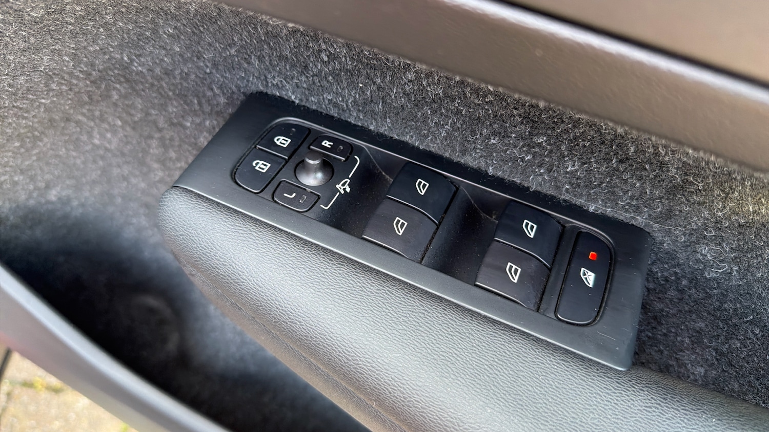 Used Volvo XC40 2019 for sale - 77079432: Photo 23