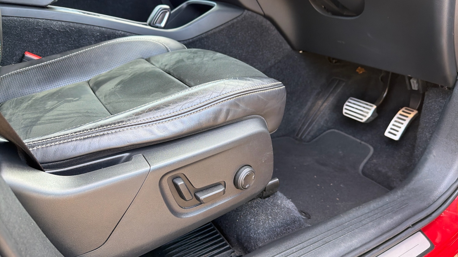 Used Volvo XC40 2019 for sale - 77079432: Photo 28