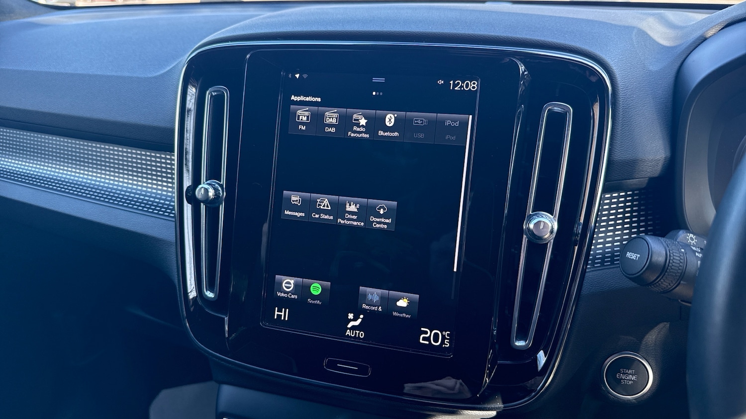 Used Volvo XC40 2021 for sale - 77935127: Photo 17