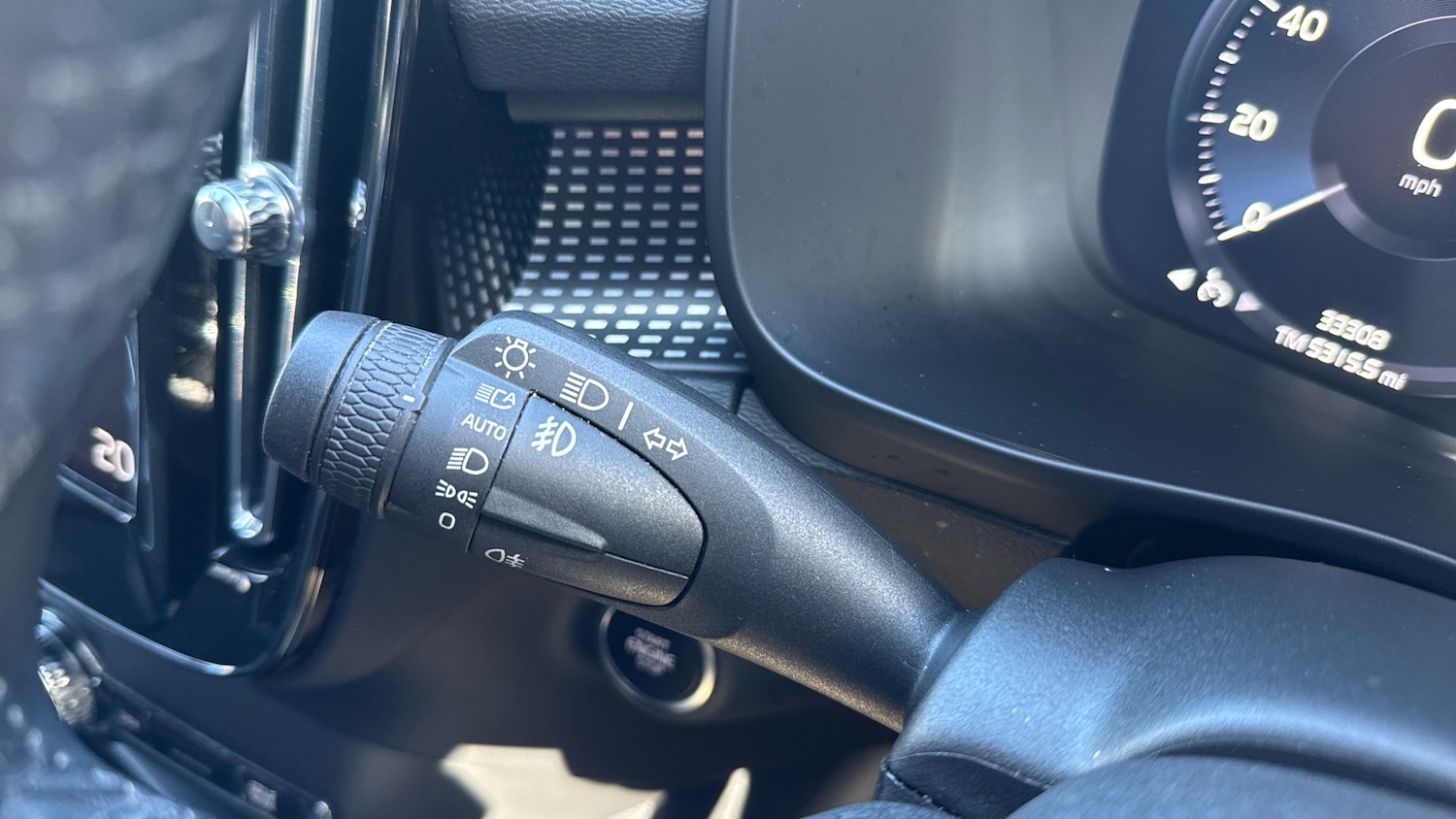 Used Volvo XC40 2021 for sale - 77935127: Photo 18