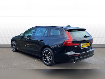 Used Volvo V60 2019 for sale - 78820443: Photo