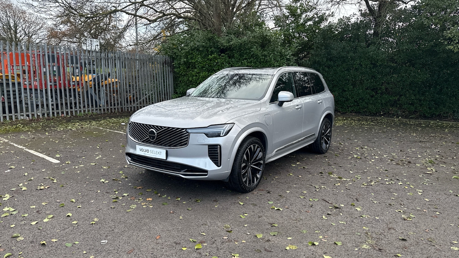 Used Volvo XC90 2025 for sale - 76896796: Photo 14