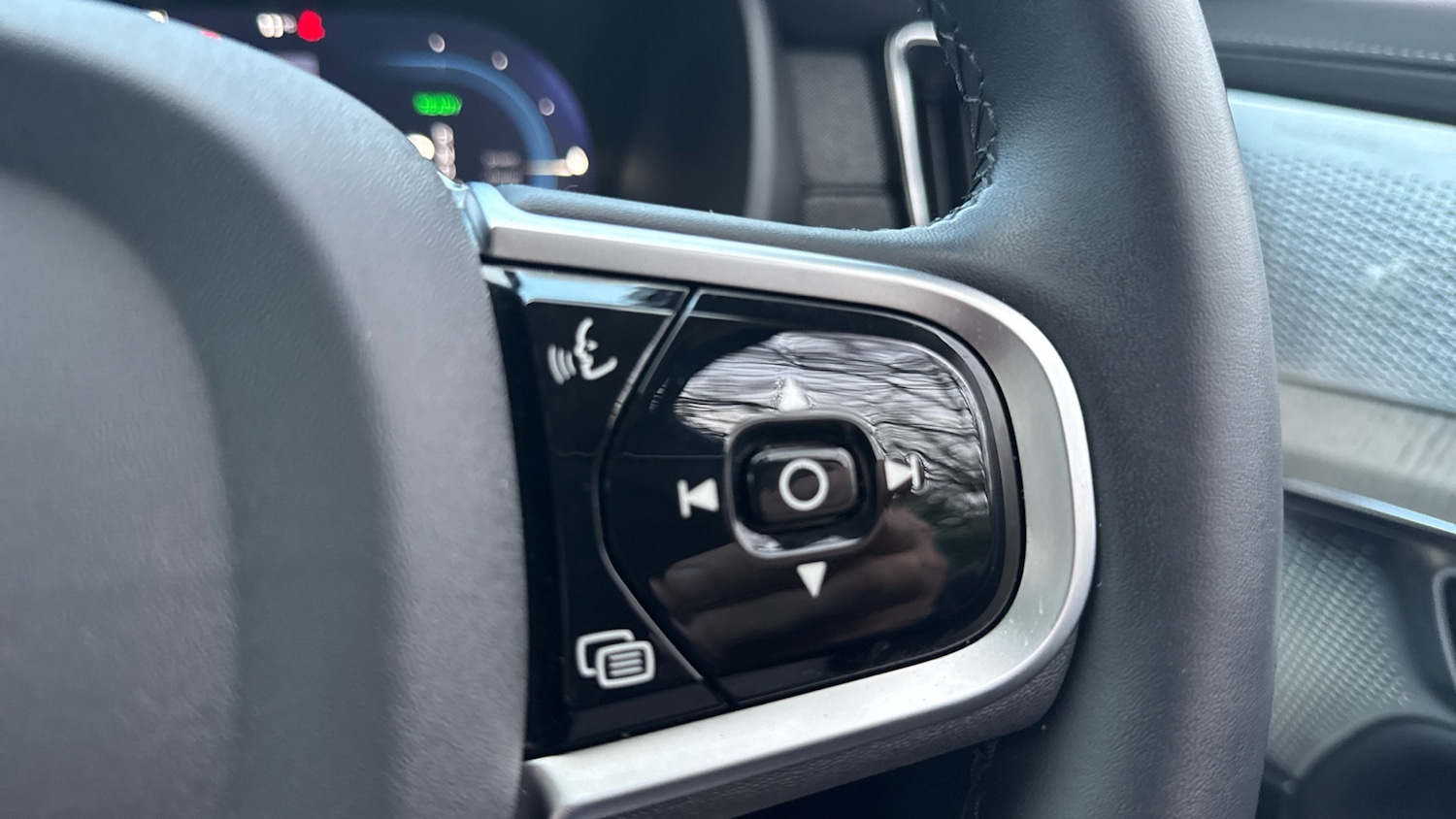 Used Volvo XC90 2025 for sale - 76896796: Photo 22