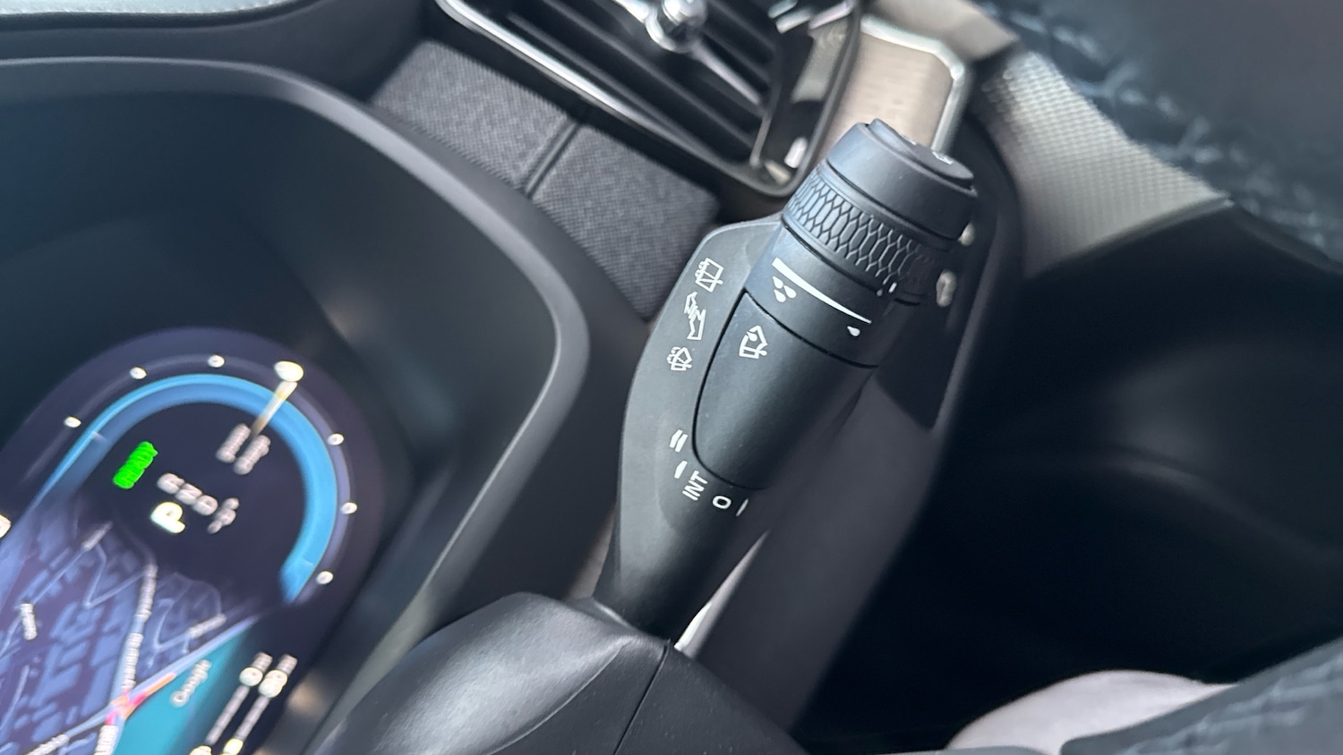 Used Volvo XC90 2025 for sale - 76896796: Photo 23