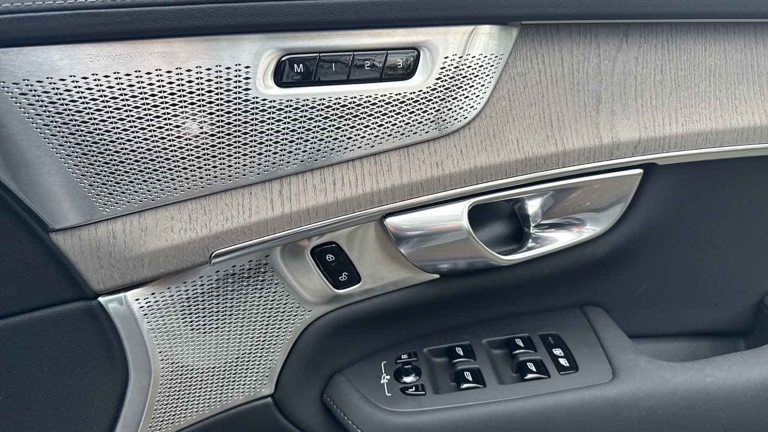 Used Volvo XC90 2025 for sale - 76896796: Photo 29