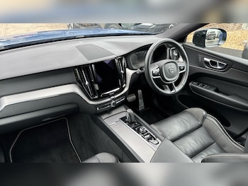 Used Volvo XC60 2021 for sale - 75289017: Photo