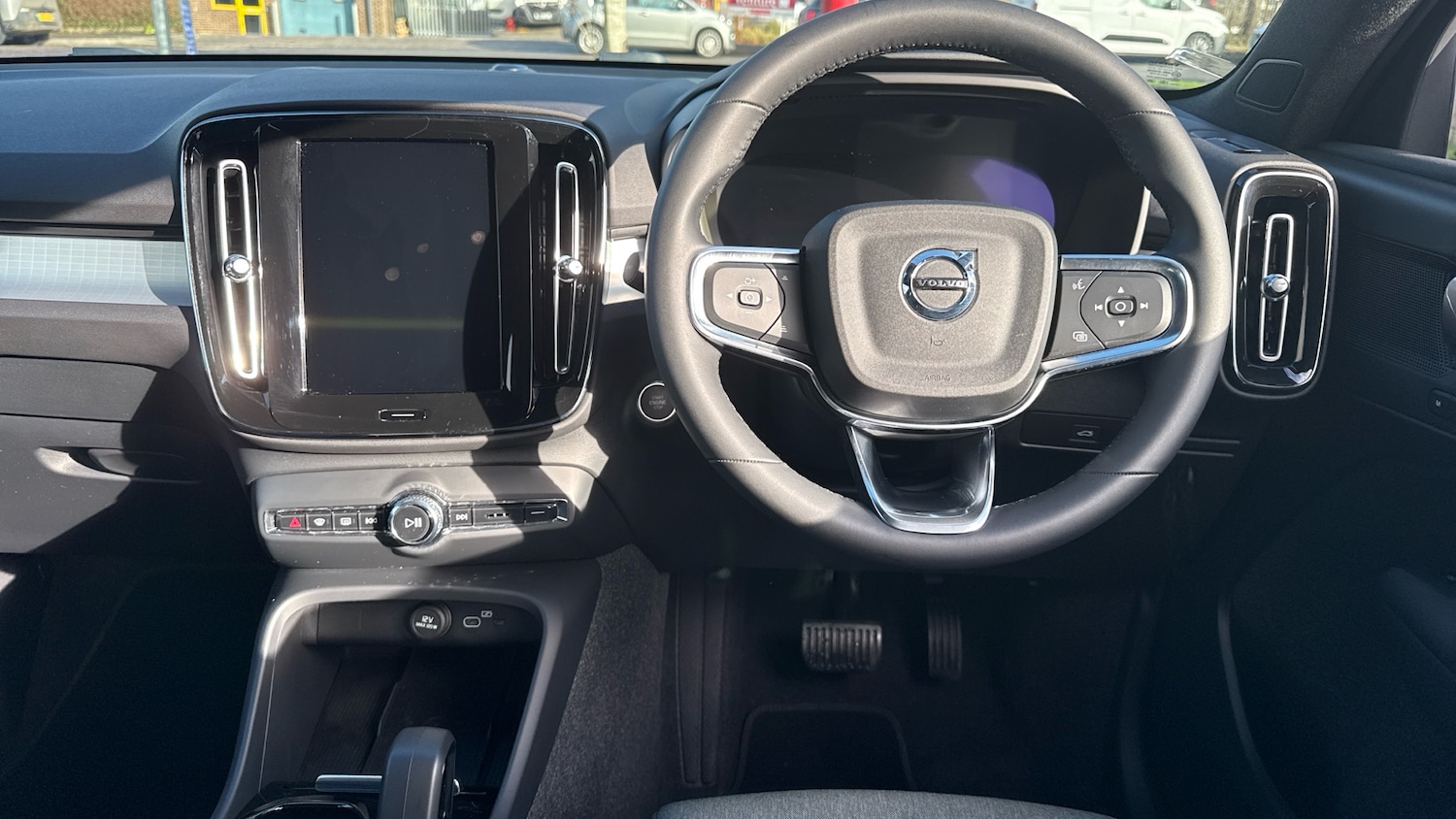 Used Volvo XC40 2024 for sale - 77435607: Photo 10