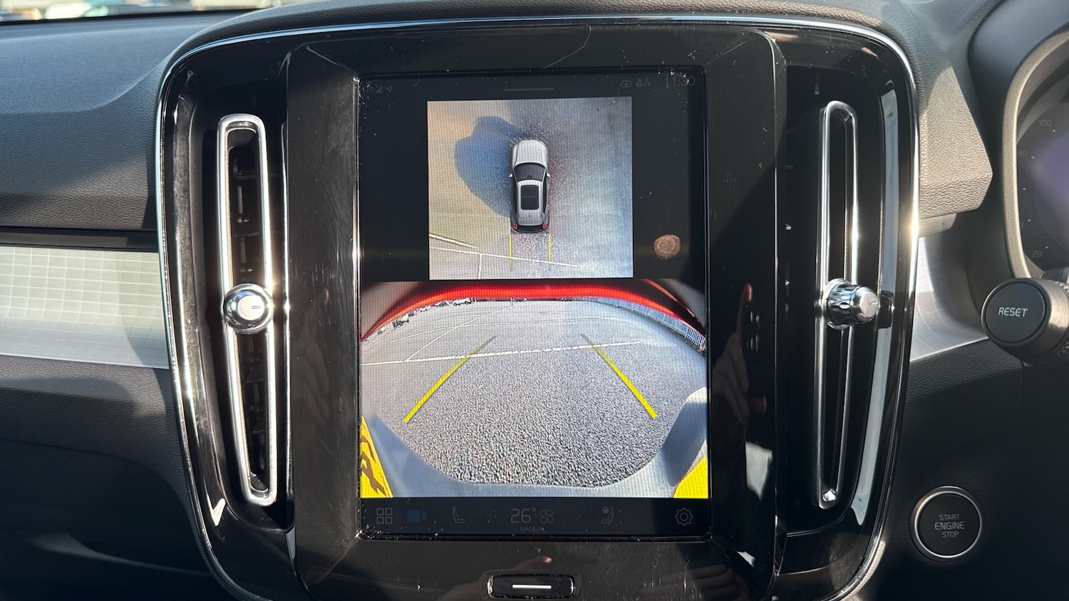 Used Volvo XC40 2024 for sale - 77435607: Photo 17