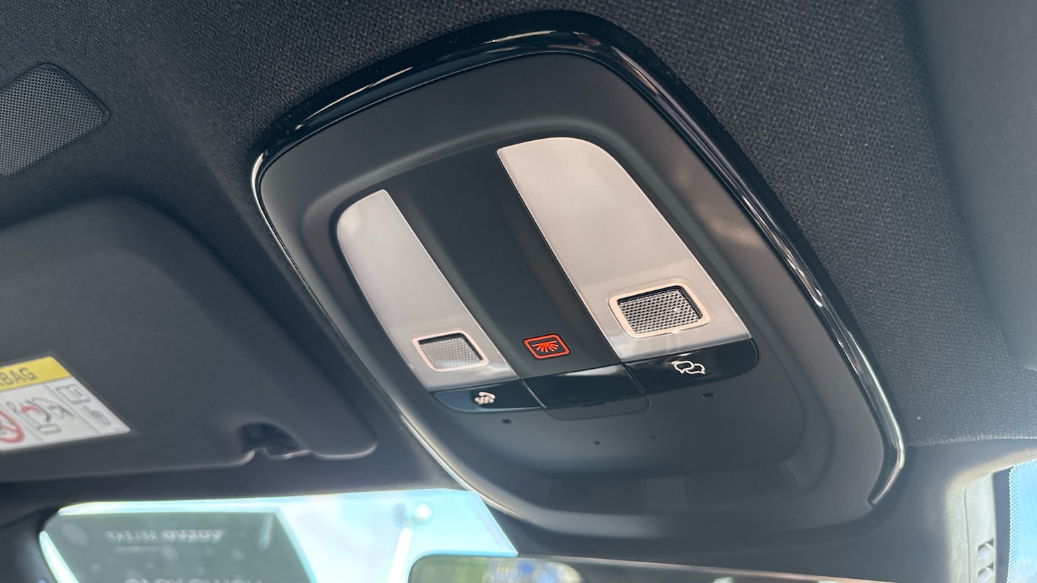 Used Volvo XC40 2024 for sale - 77435607: Photo 26