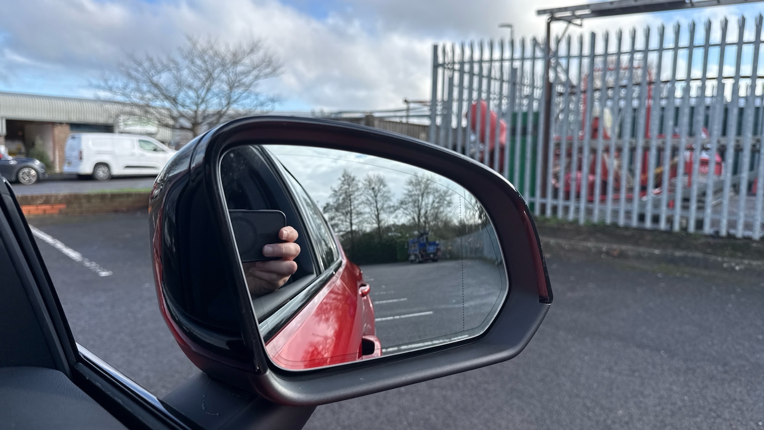 Used Volvo XC40 2024 for sale - 77435607: Photo 30