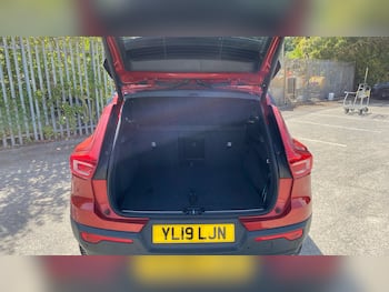 Used Volvo XC40 2019 for sale - 79773611: Photo
