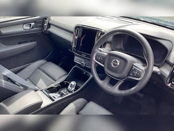 Used Volvo XC40 2025 for sale - 79583523: Photo
