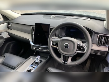 Used Volvo XC90 2025 for sale - 78565428: Photo