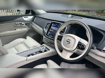 Used Volvo XC90 2023 for sale - 76653273: Photo