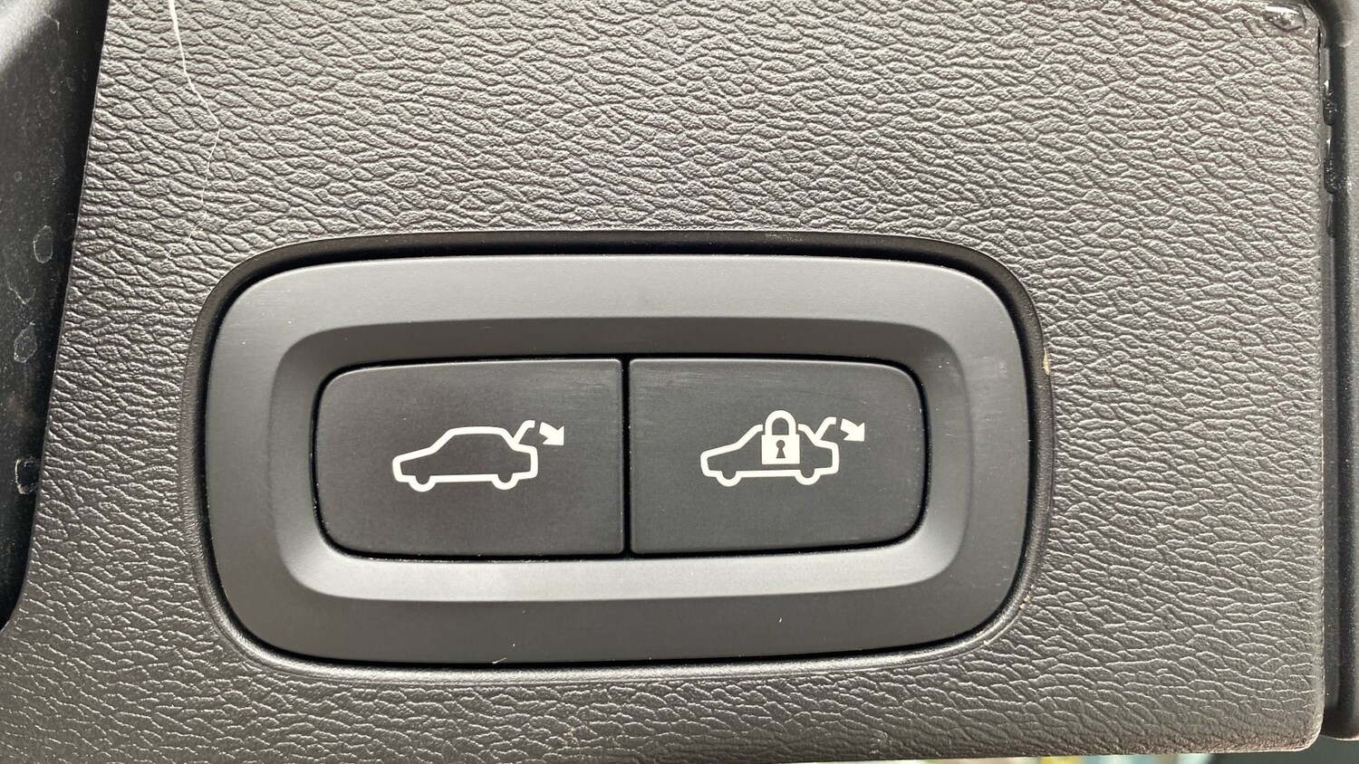 Used Volvo XC60 2025 for sale - 78094942: Photo 35