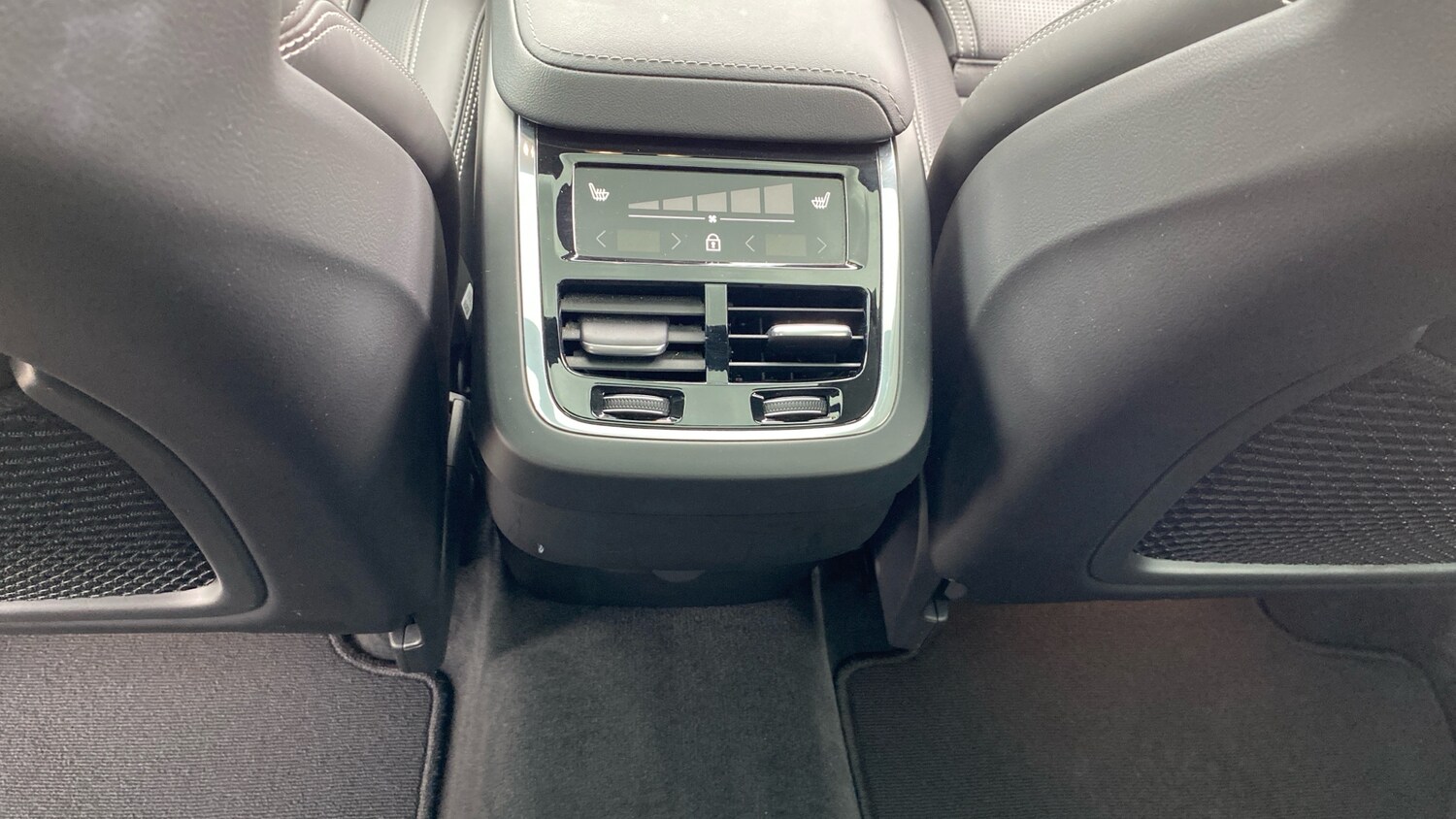 Used Volvo XC60 2025 for sale - 78094942: Photo 36