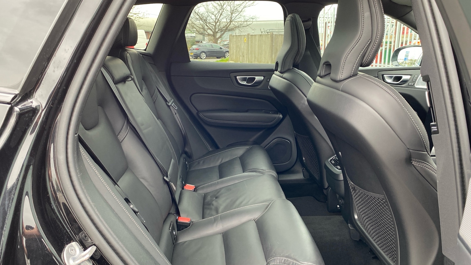 Used Volvo XC60 2025 for sale - 78094942: Photo 6