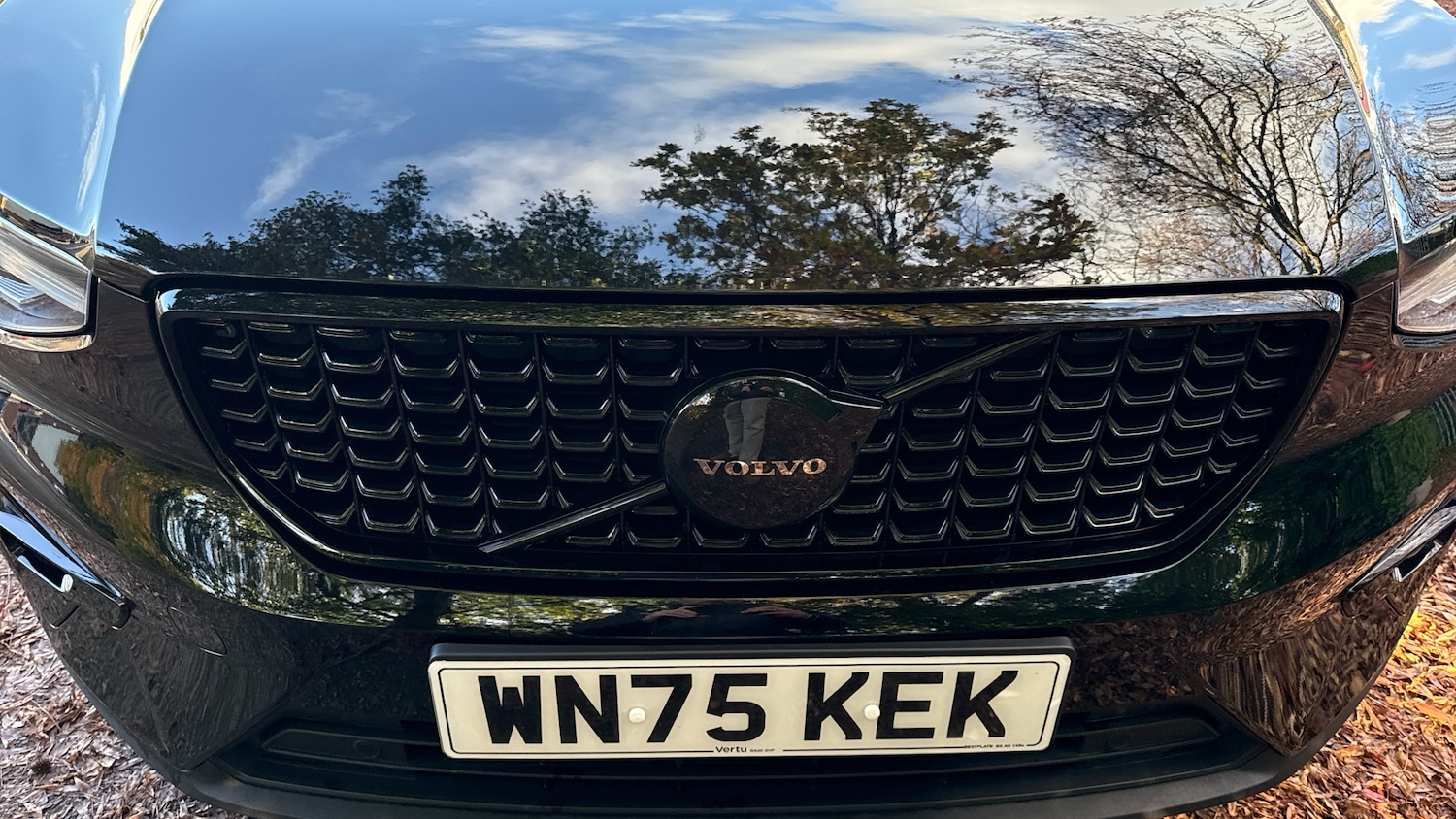 Used Volvo XC40 2025 for sale - 76835359: Photo 41