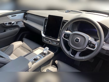 Used Volvo XC90 2025 for sale - 79099492: Photo