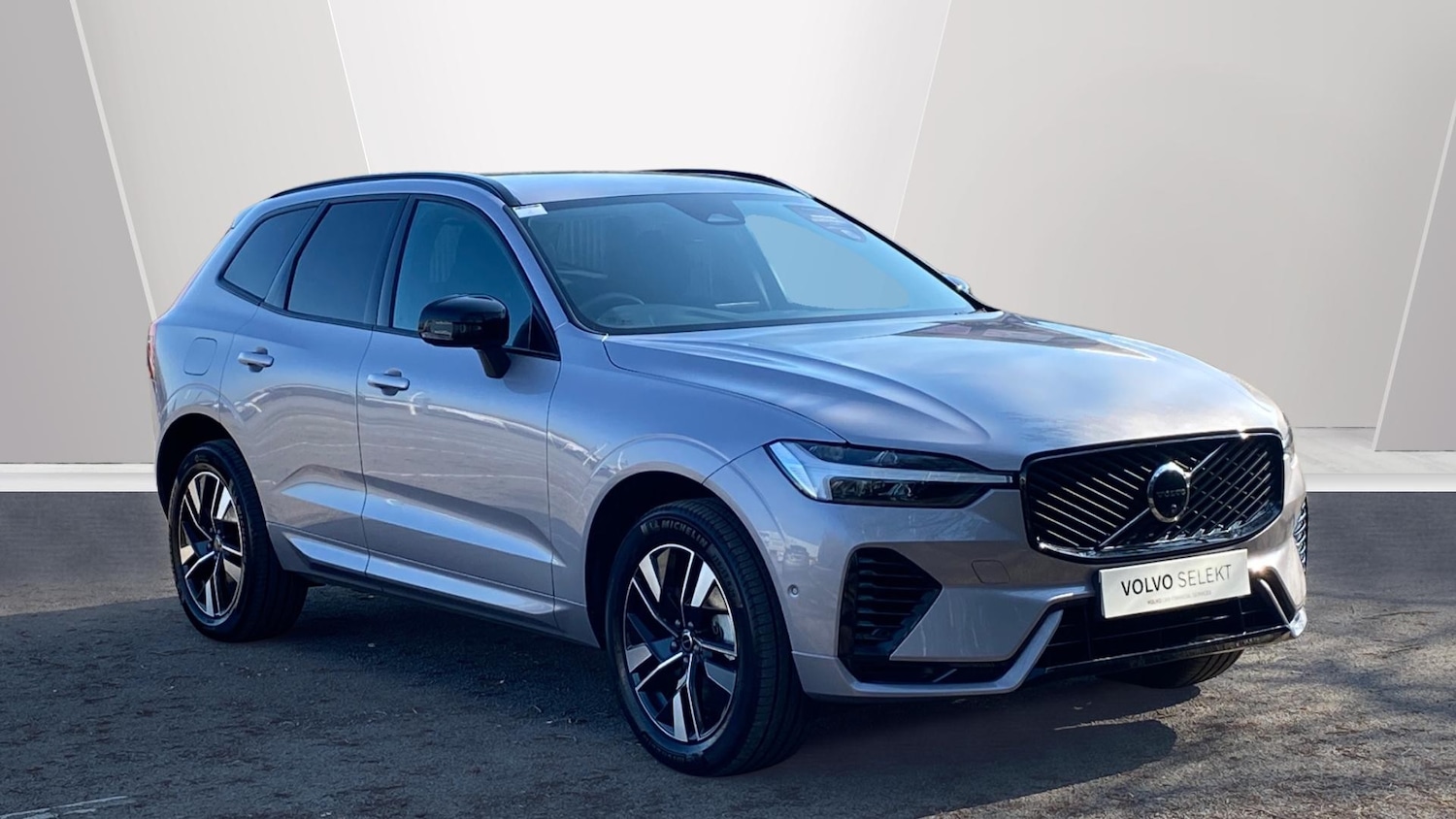 Used Volvo XC60 2025 for sale - 77984761: Photo 1