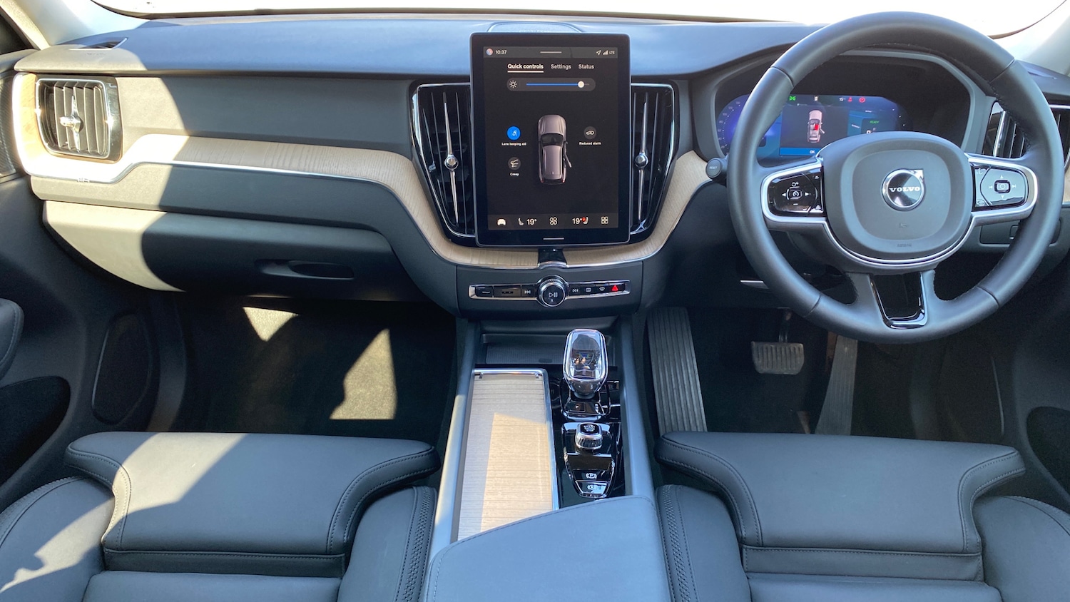Used Volvo XC60 2025 for sale - 77984761: Photo 20