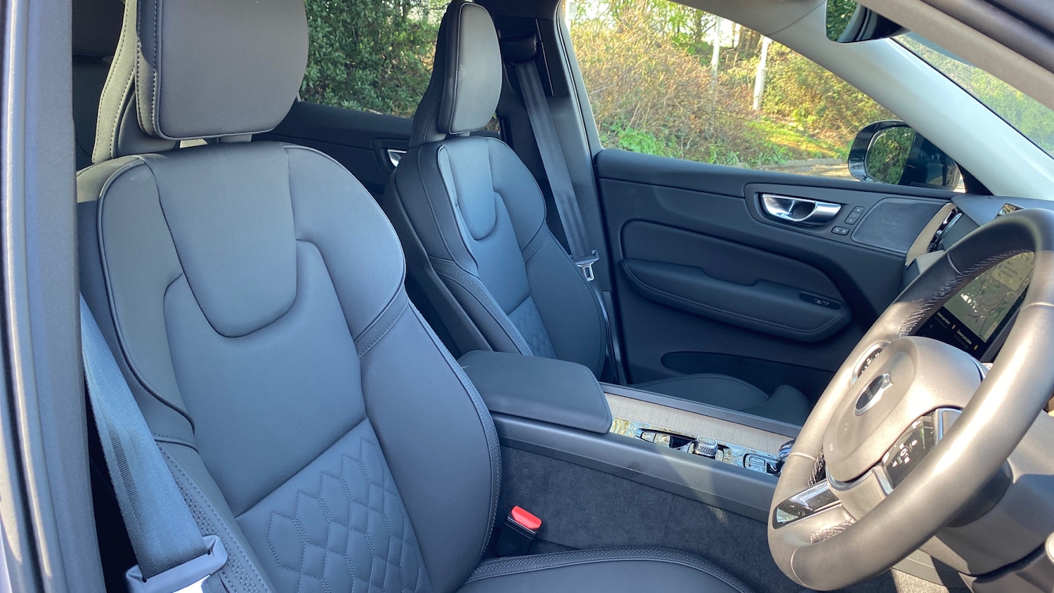 Used Volvo XC60 2025 for sale - 77984761: Photo 9