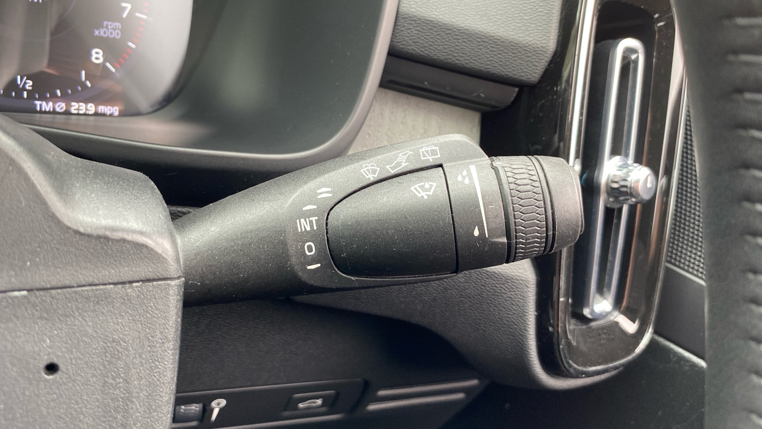 Used Volvo XC40 2020 for sale - 78107263: Photo 27