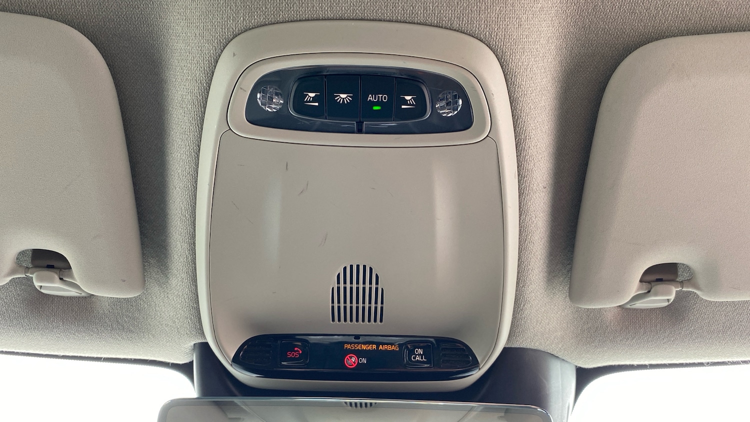 Used Volvo XC40 2020 for sale - 78107263: Photo 32