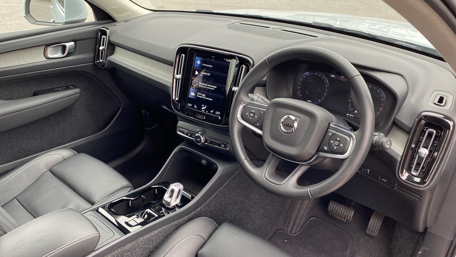 Used Volvo XC40 2020 for sale - 78107263: Photo 4