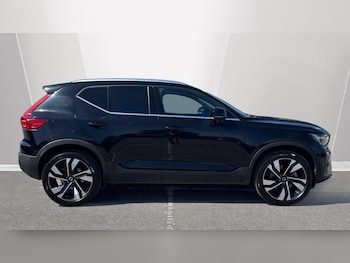 Used Volvo XC40 2025 for sale - 78820447: Photo