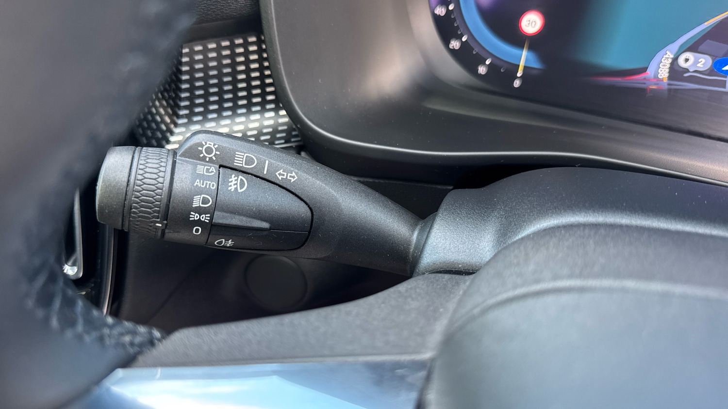 Used Volvo XC40 2022 for sale - 75982346: Photo 24