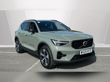 Used Volvo XC40 2025 for sale - 78565429: Photo