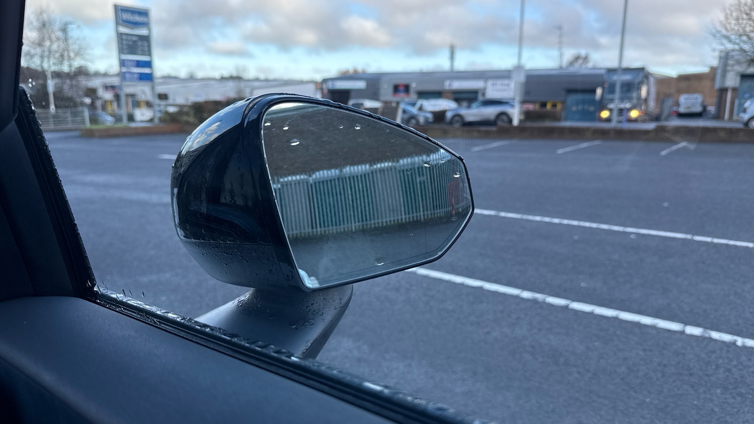 Used Volvo EX30 2025 for sale - 77404469: Photo 27