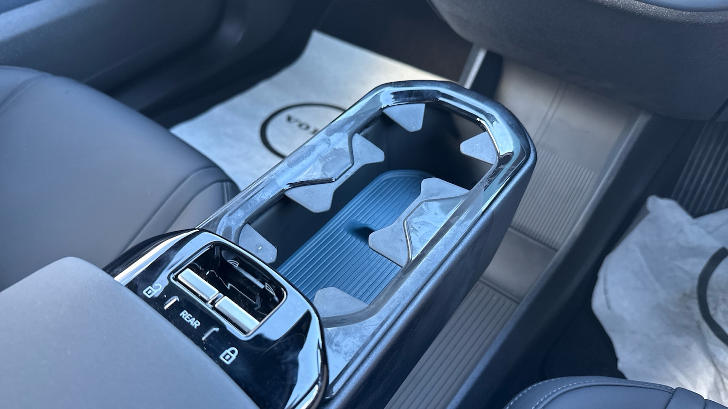 Used Volvo EX30 2025 for sale - 77404469: Photo 37