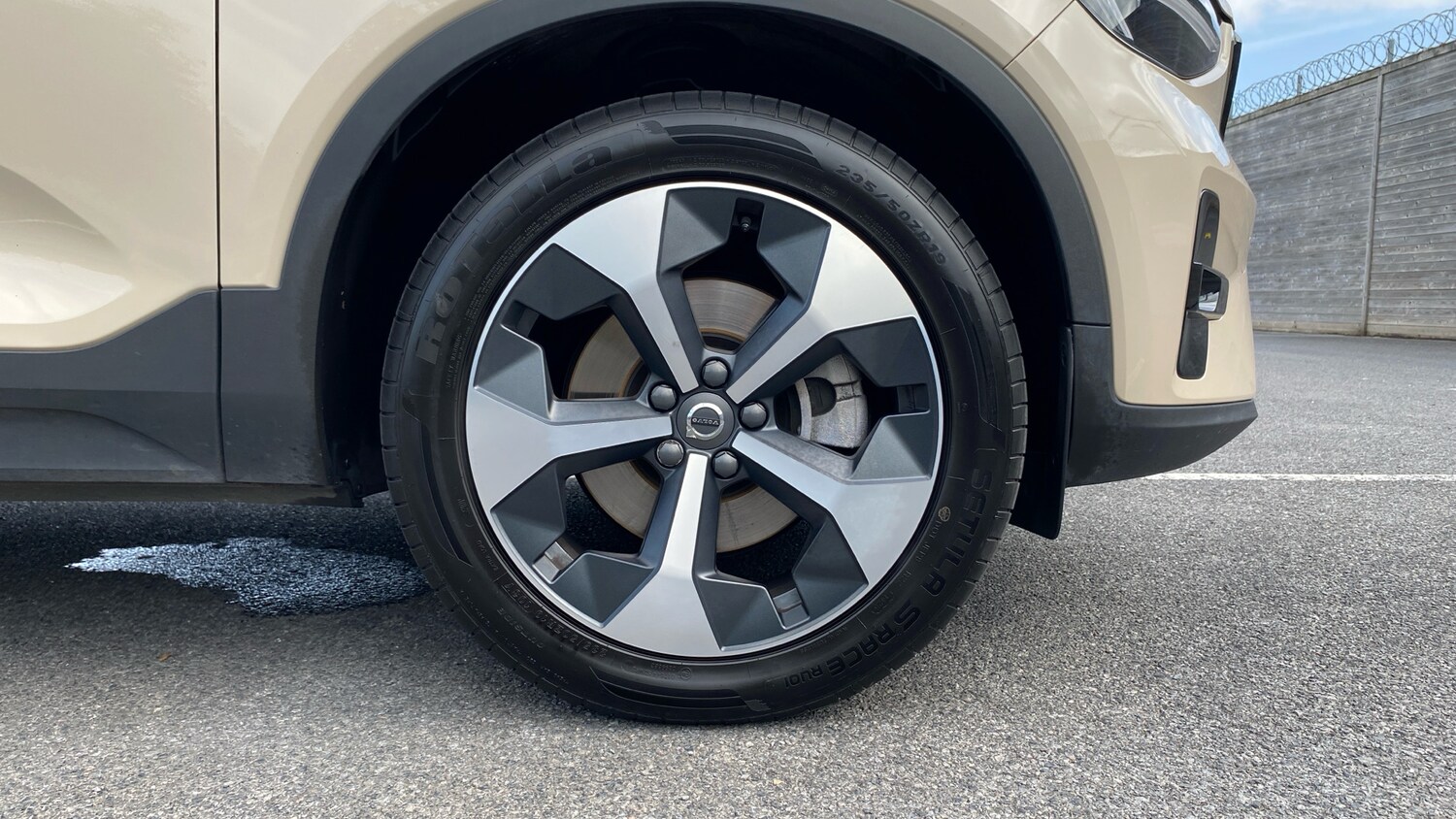 Used Volvo XC40 2025 for sale - 76653326: Photo 16