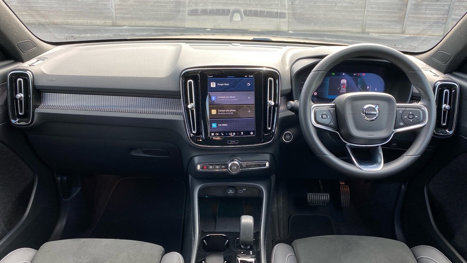 Used Volvo XC40 2025 for sale - 76653326: Photo 20