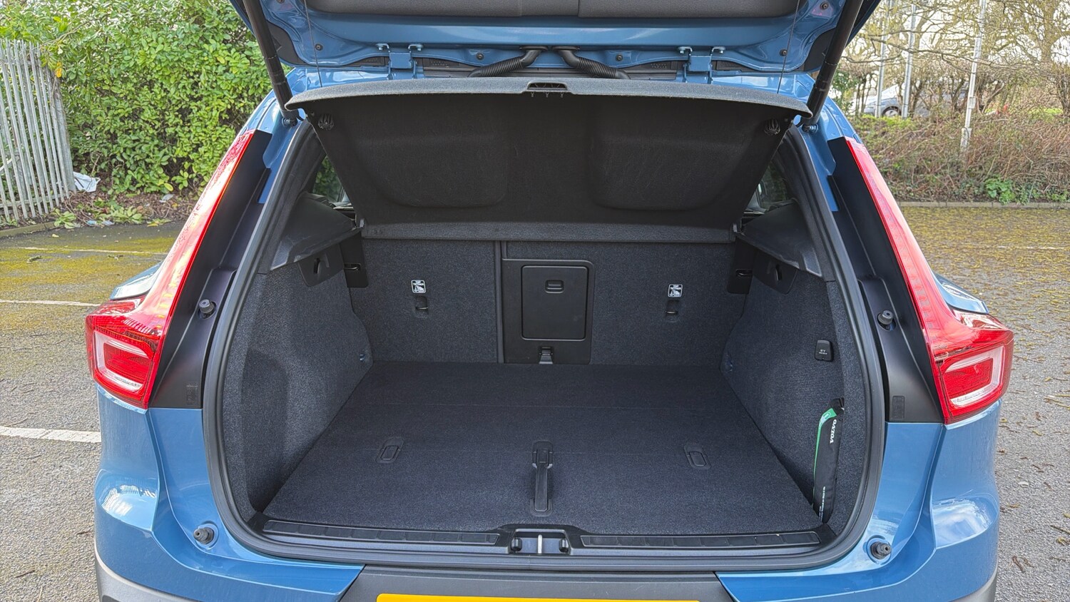 Used Volvo XC40 2023 for sale - 77760512: Photo 13