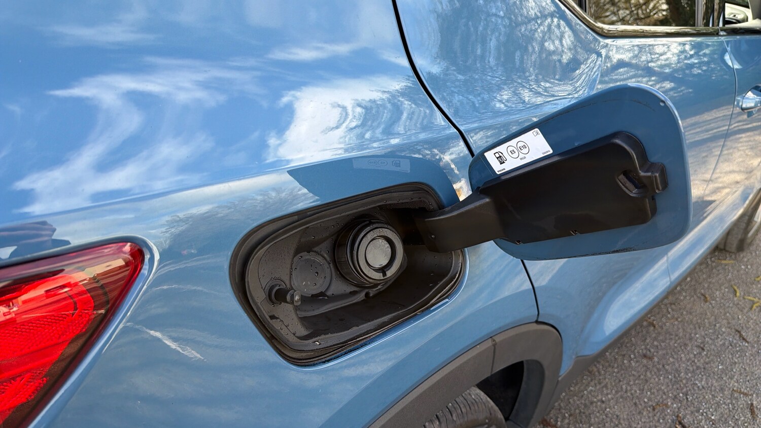 Used Volvo XC40 2023 for sale - 77760512: Photo 15