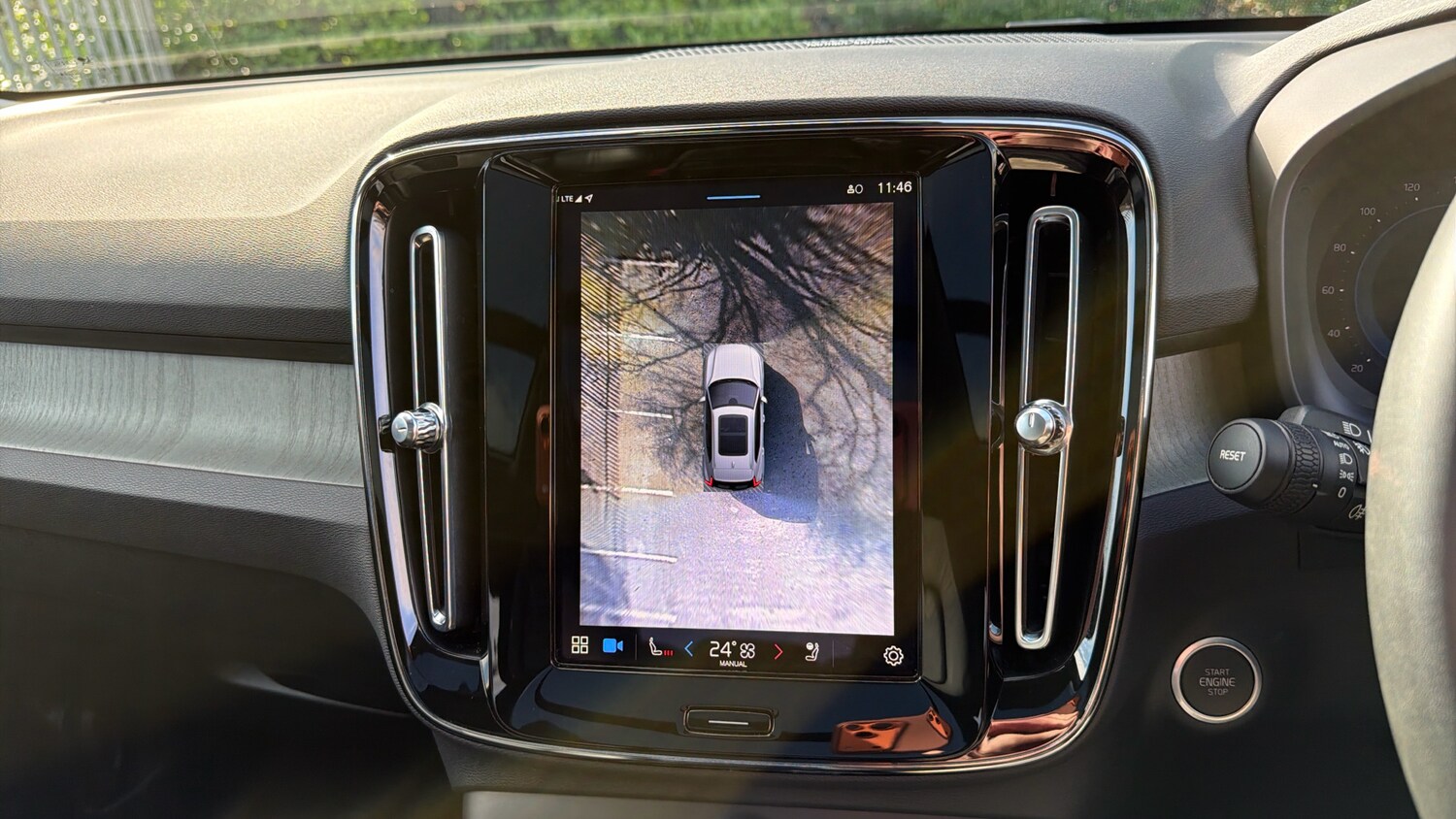 Used Volvo XC40 2023 for sale - 77760512: Photo 18