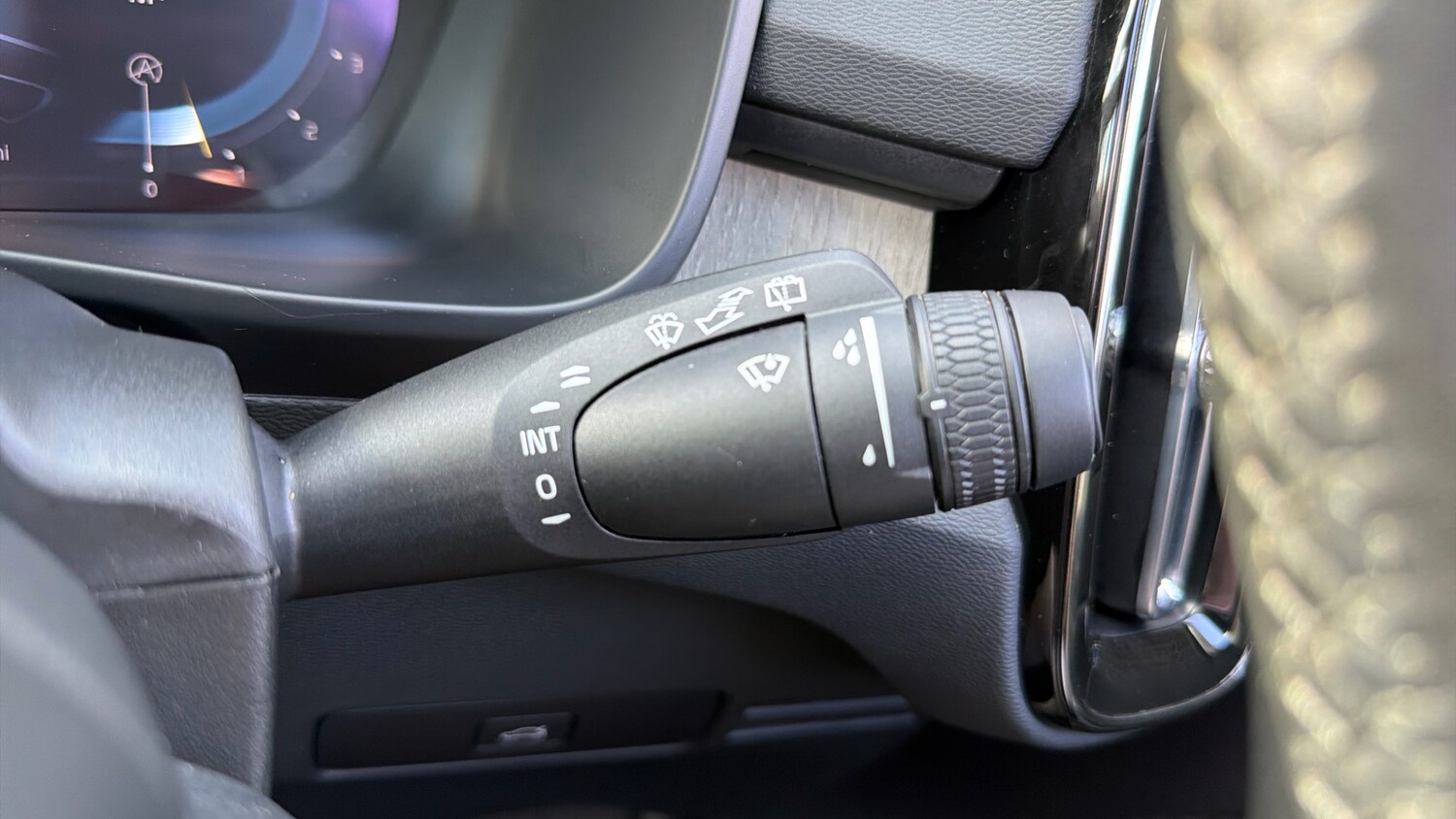 Used Volvo XC40 2023 for sale - 77760512: Photo 22