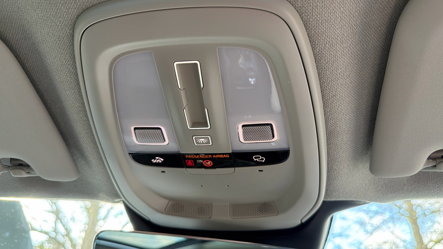 Used Volvo XC40 2023 for sale - 77760512: Photo 27