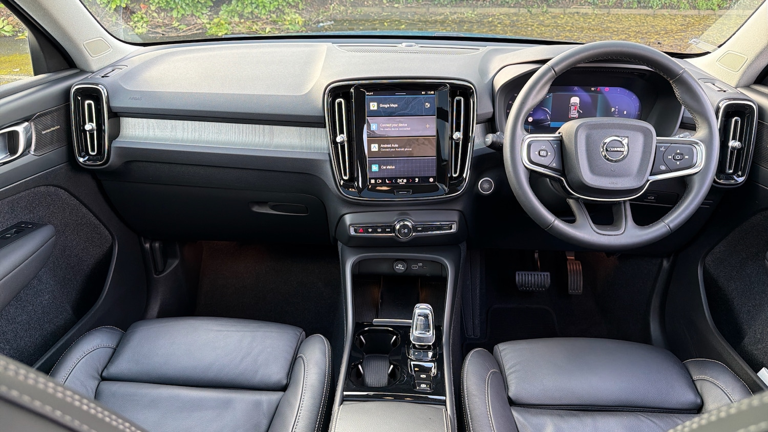 Used Volvo XC40 2023 for sale - 77760512: Photo 5