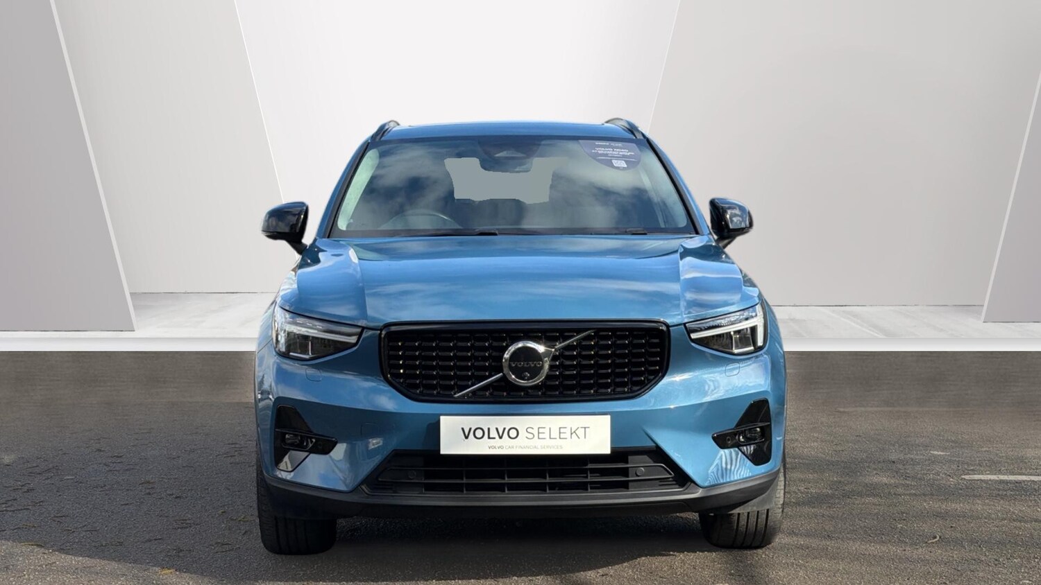Used Volvo XC40 2023 for sale - 77760512: Photo 8