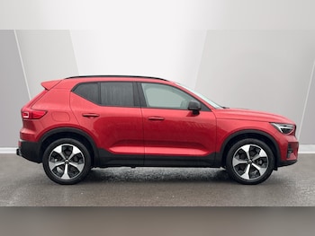 Used Volvo XC40 2023 for sale - 77807007: Photo