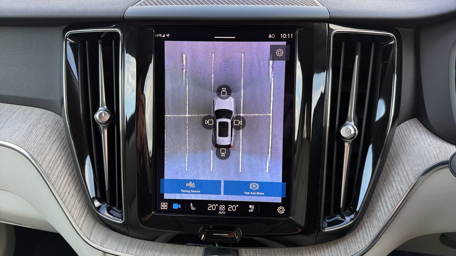 Used Volvo XC60 2023 for sale - 77404465: Photo 17