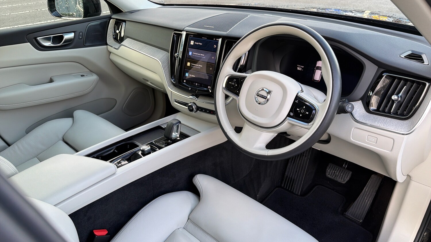 Used Volvo XC60 2023 for sale - 77404465: Photo 4