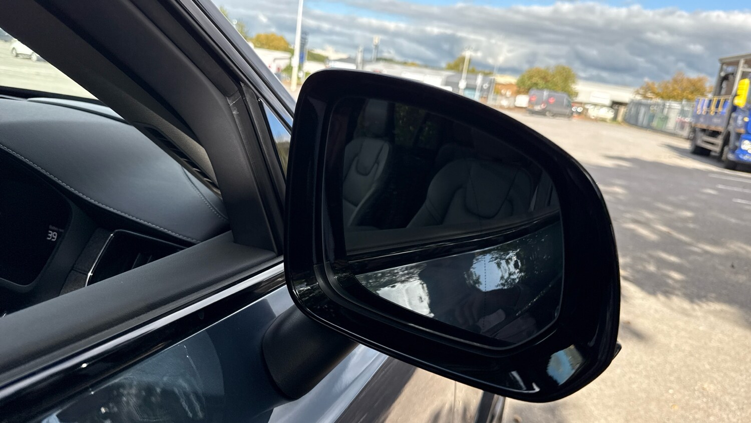 Used Volvo XC90 2025 for sale - 77459625: Photo 38